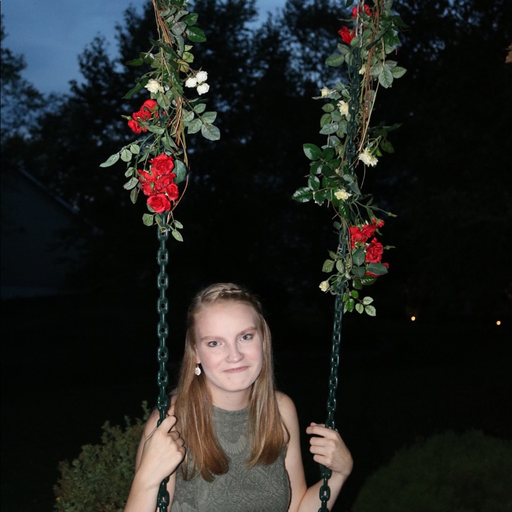 Meet your Posher, Abby